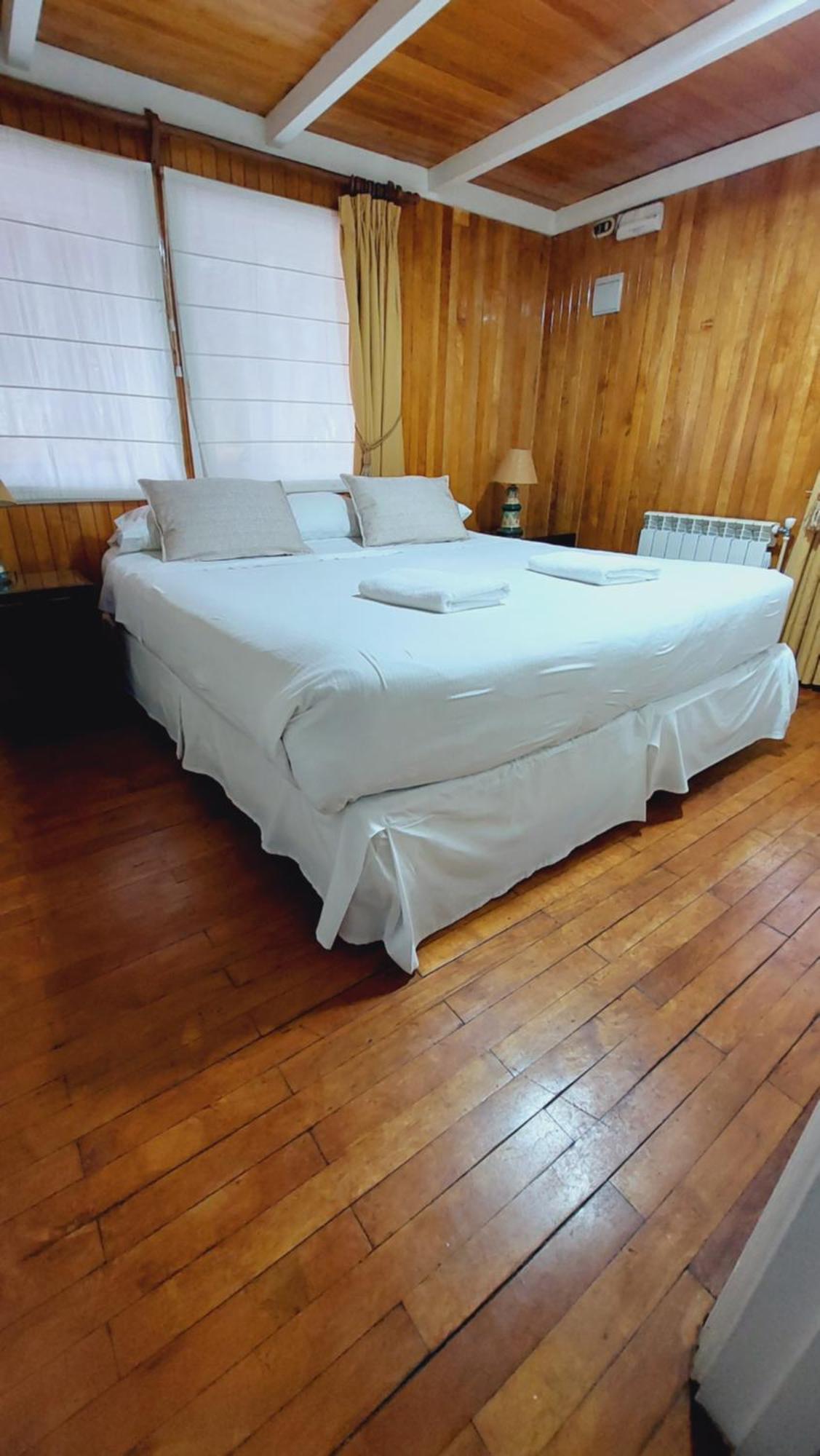 Hotel Y Cabanas Llanuras De Diana - Caja Los Andes Puerto Natales Exterior foto